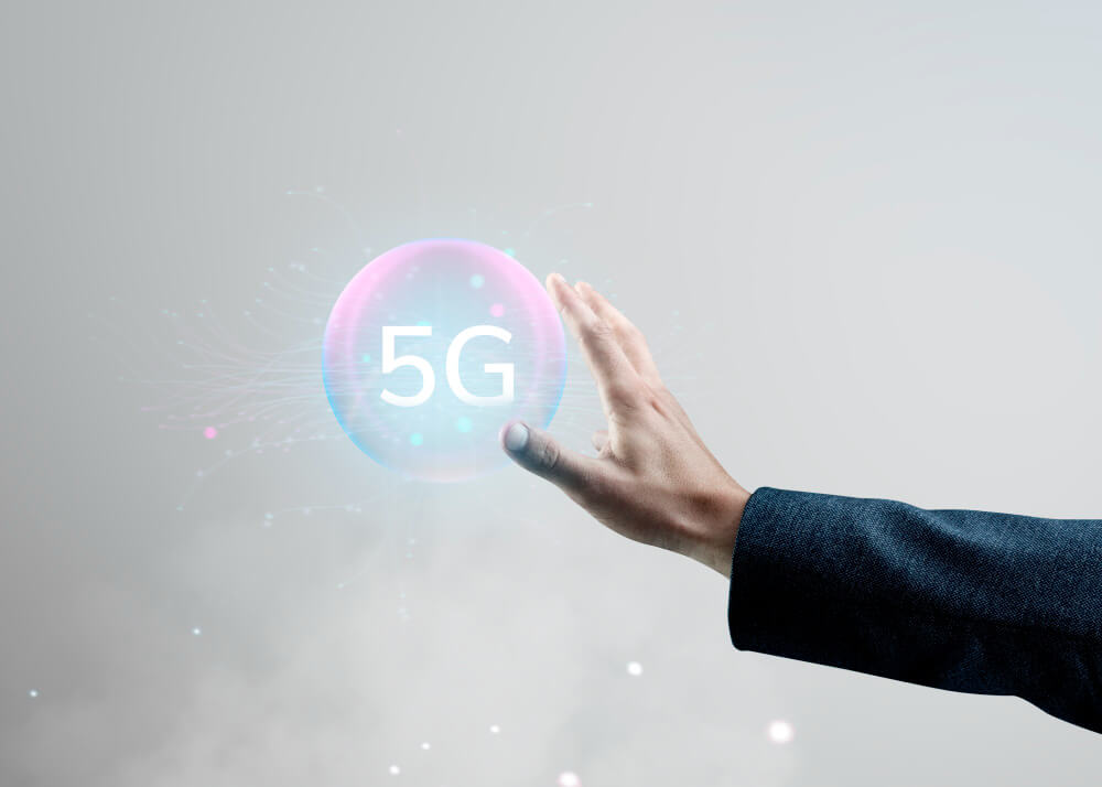 Track 5G Expansion: Real-Time Coverage Insights